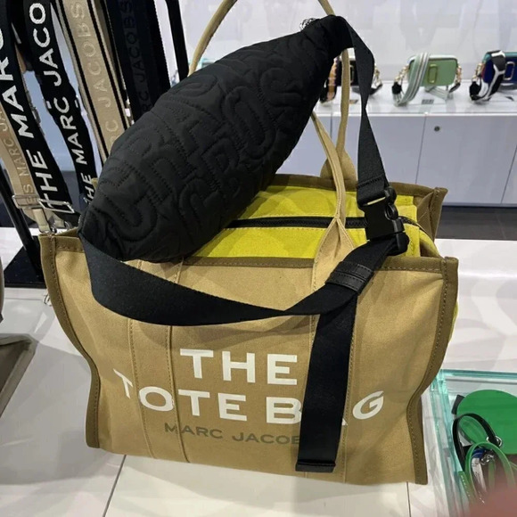 ★★Original Wrapping★★ Marc Jacobs UNISEX NYLON LOGO BELT BAG 4S4HBB001H02 - Picture 5 of 9